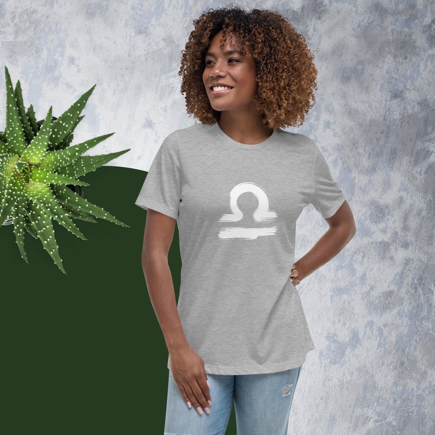Libra Women's Relaxed T-Shirt(white print)