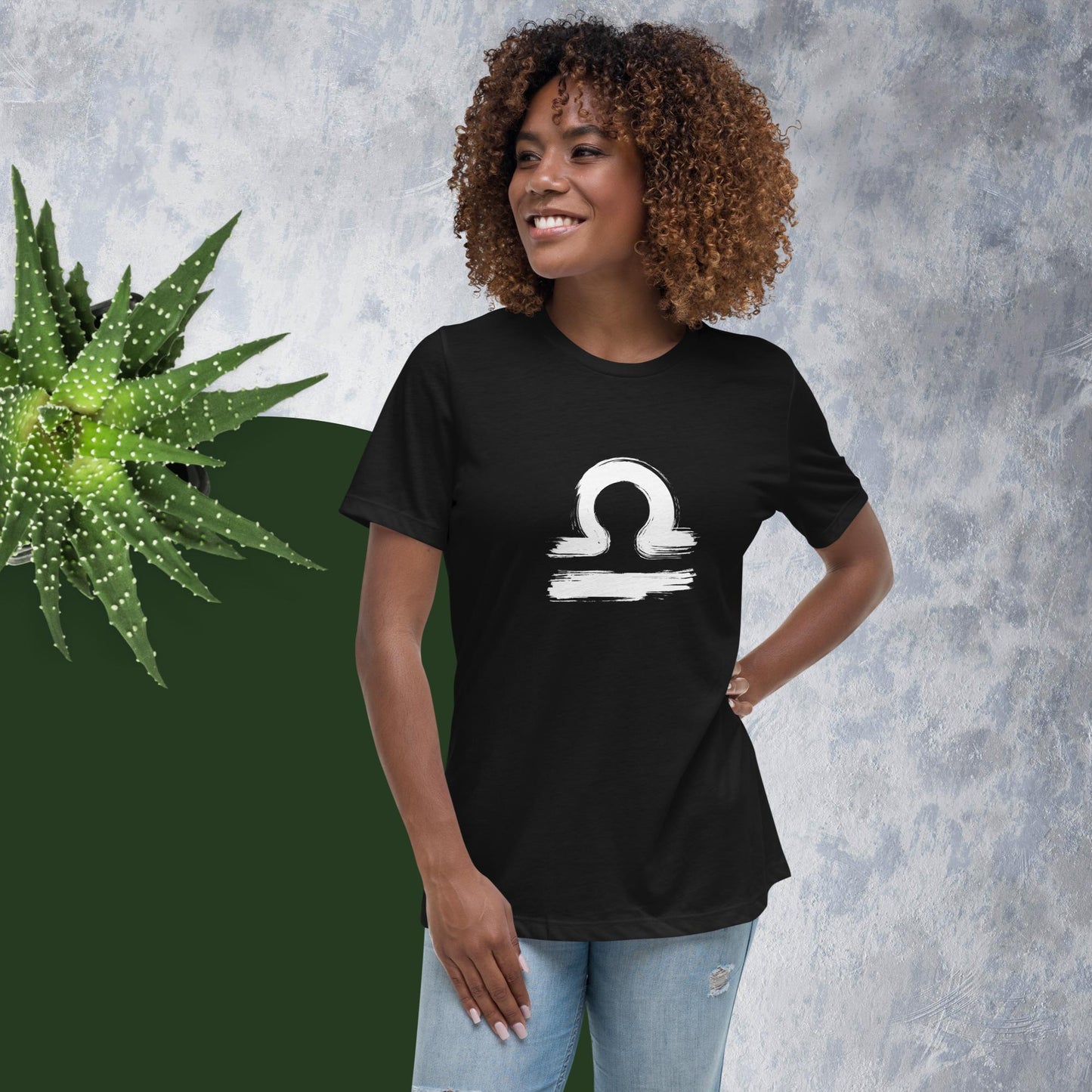Libra Women's Relaxed T-Shirt(white print)