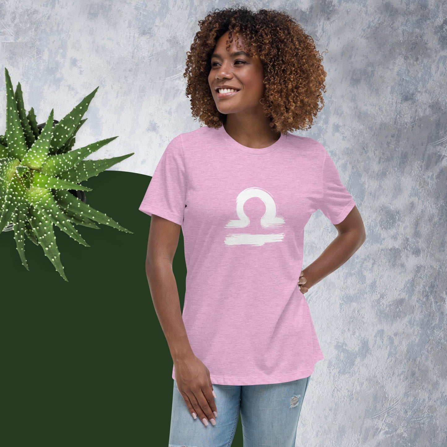Libra Women's Relaxed T-Shirt(white print)
