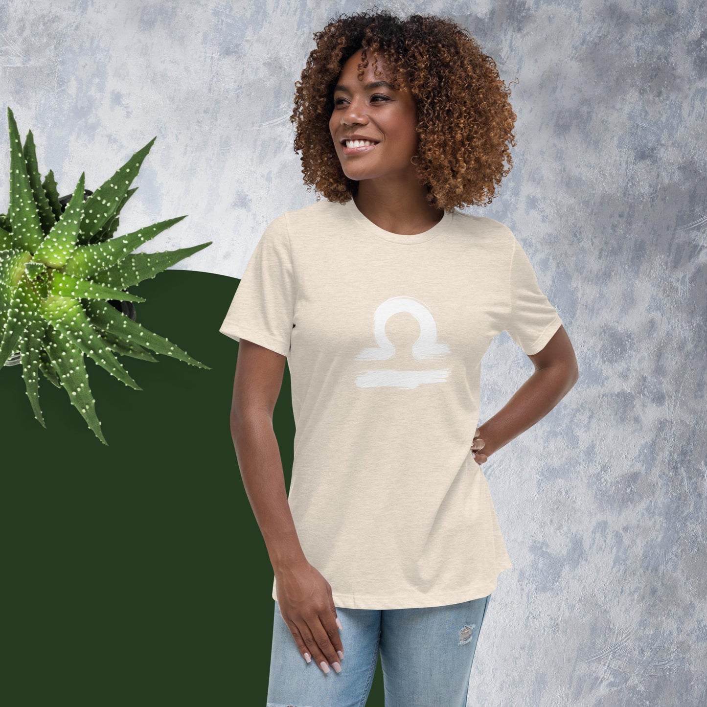 Libra Women's Relaxed T-Shirt(white print)