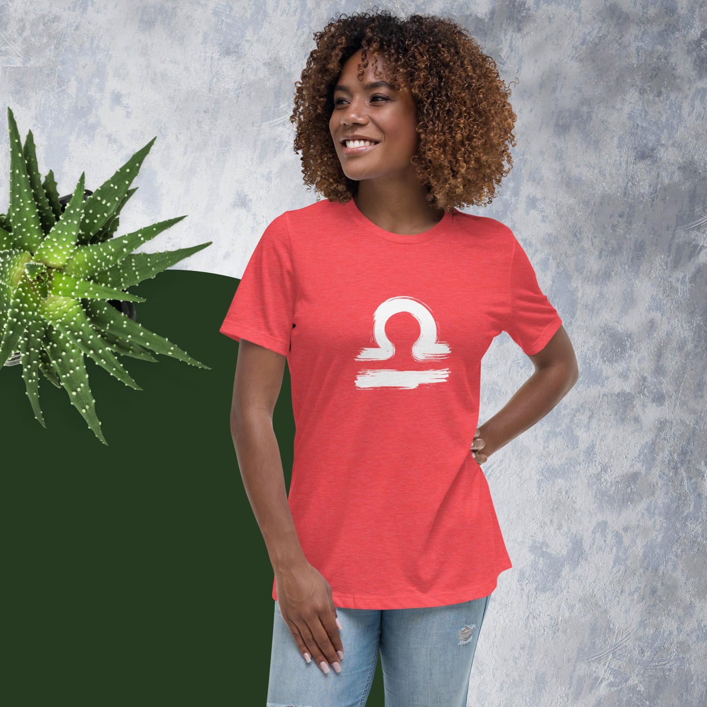 Libra Women's Relaxed T-Shirt(white print)