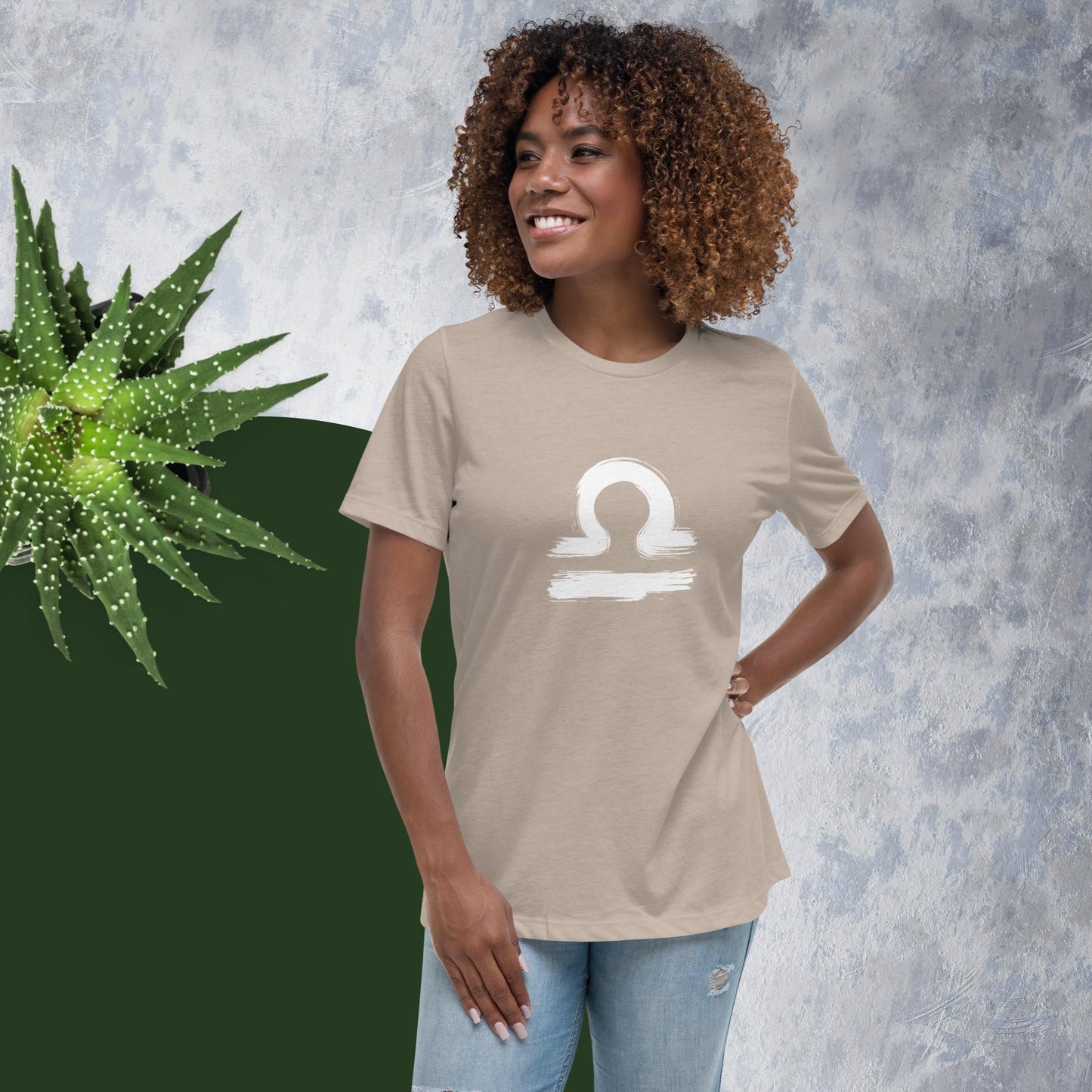 Libra Women's Relaxed T-Shirt(white print)